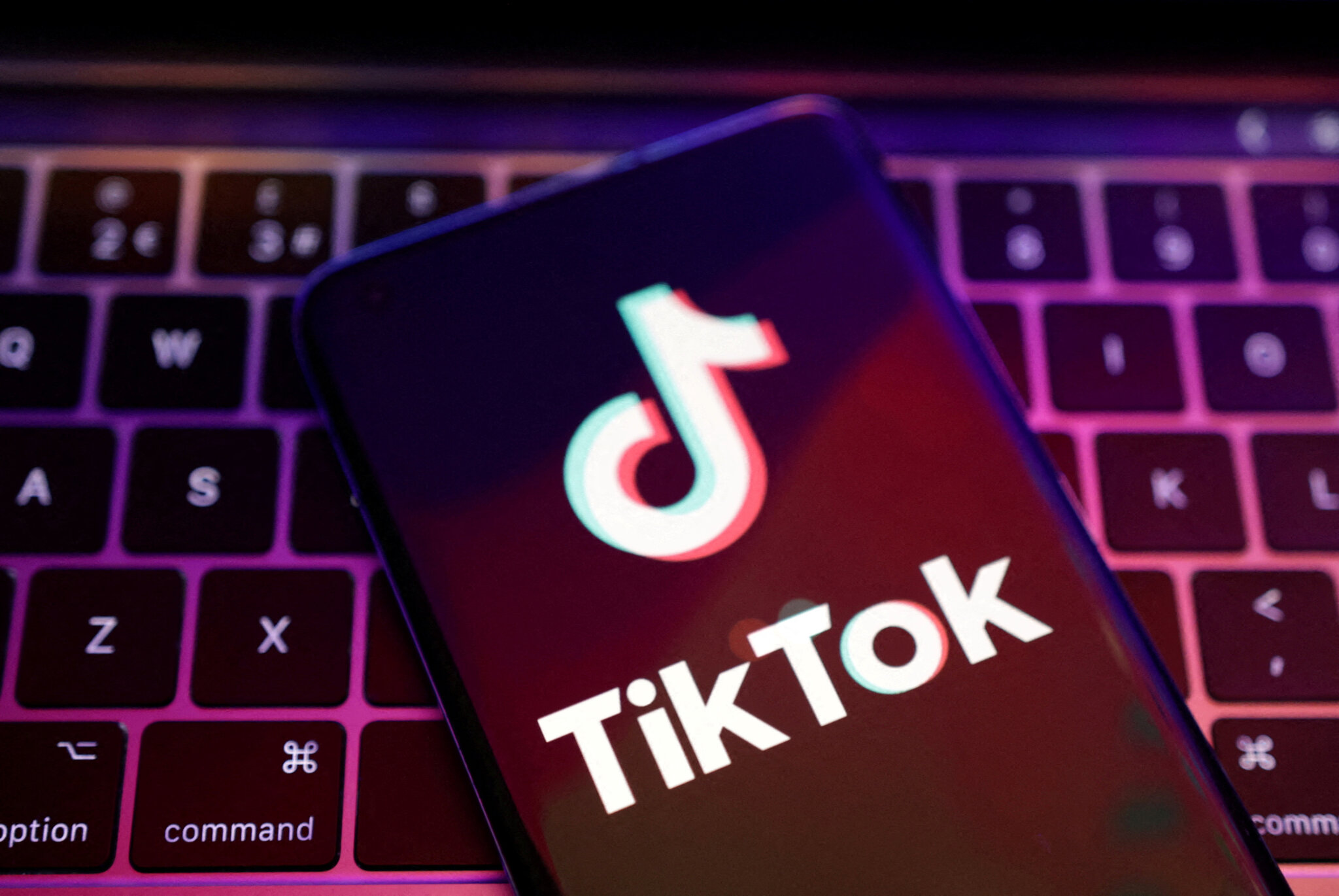 突发：美国国会众议院通过了一项法案，要求字节跳动出售TikTok。 